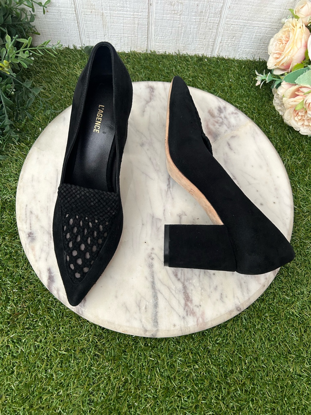 L'AGENCE Eleonore Pump Black Pointed Woven Mesh Suede size 7 gently used